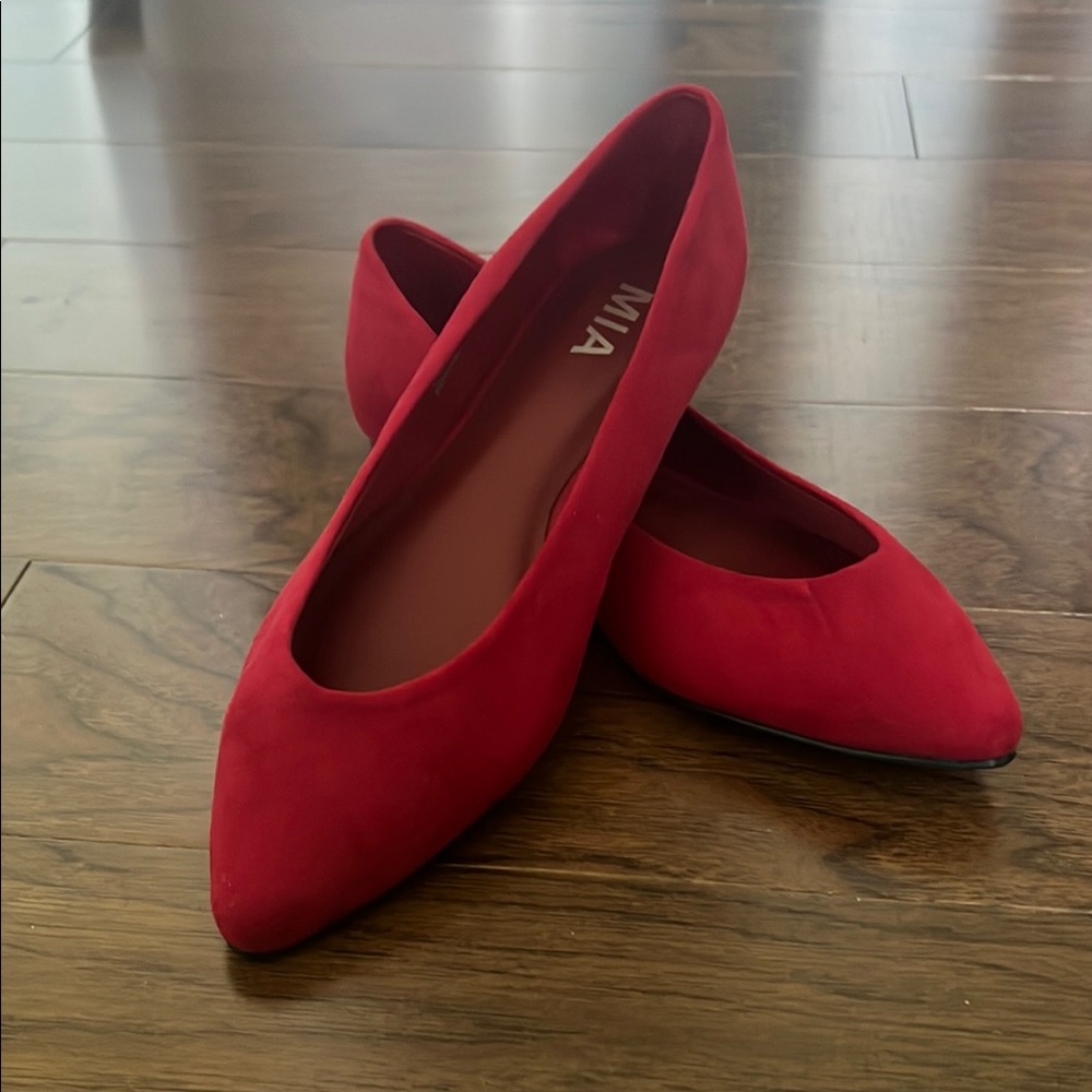 MIA ‘Halley’ Women's Red Flats